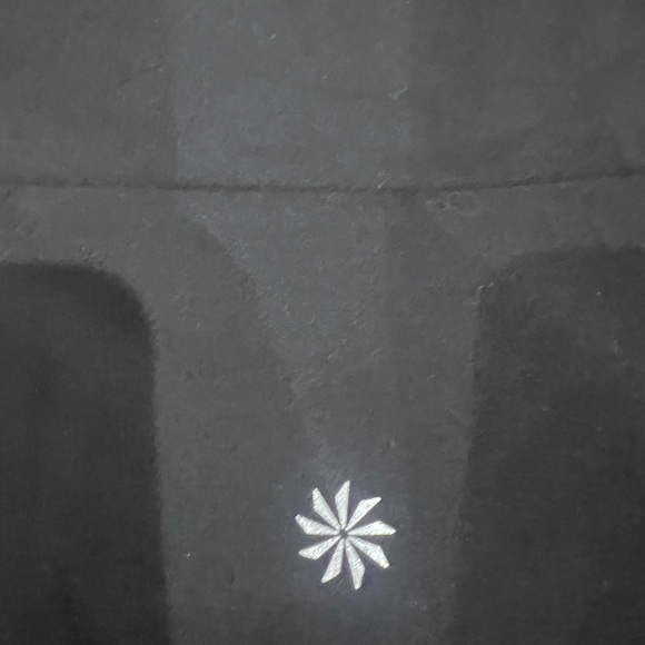 NWT! Athleta Black Salutation Bodysuit Stash Pockets Built In Padded Bra Size L - Picture 11 of 11